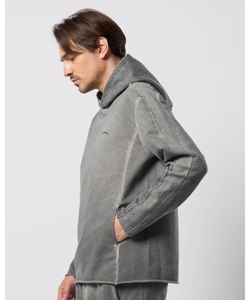 wjk（ダヴルジェイケイ）の「cut-off pull parker（パーカー・メンズ・ダークグレー/ライトグレー/ライトブルー・SMALL/MEDIUM/LARGE/X-LARGE）」の11枚目の写真