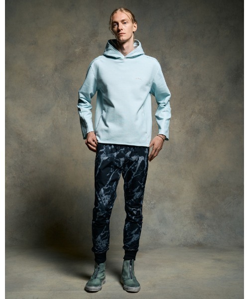 wjk（ダヴルジェイケイ）の「cut-off pull parker（パーカー・メンズ・ダークグレー/ライトグレー/ライトブルー・SMALL/MEDIUM/LARGE/X-LARGE）」の13枚目の写真