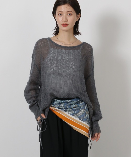 LAKOLE（ラコレ）の「3ゲージシアーモヘアリボンプルオーバー / 596069（ニット/セーター・レディース・レッド/アイボリー/ライトブルー/チャコールグレー・FREE）」の2枚目の写真