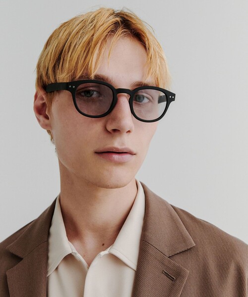 IZIPIZI（イジピジ）の「【IZIPIZI/イジピジ】SUN LIGHT ADAPTIVE #C 調光レンズ（サングラス・メンズ・ブラック・FREE）」の4枚目の写真