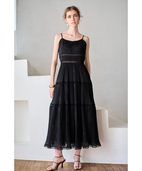 Estella.K(エステラケー)の「Dolce Vita Pleated Dress エンブロイダリープリーツドレス(ワンピース・レディース・ブラック/ラベンダー/ホワイト・FREE)」の16枚目の写真