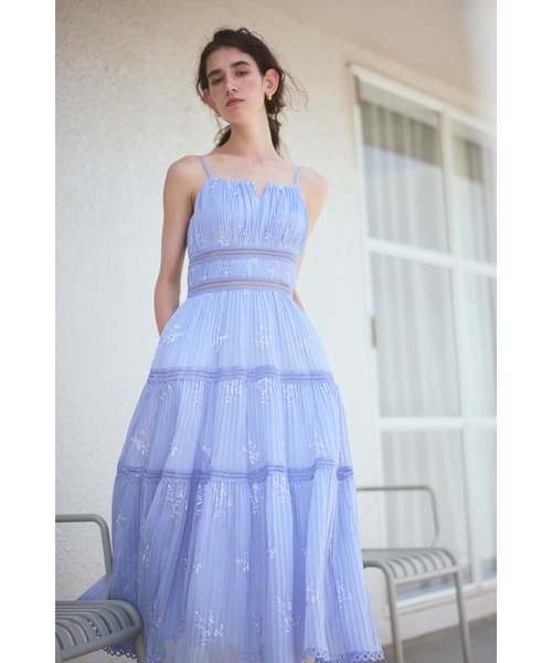 Dolce Vita Pleated Dress エンブロイダリープリーツドレス