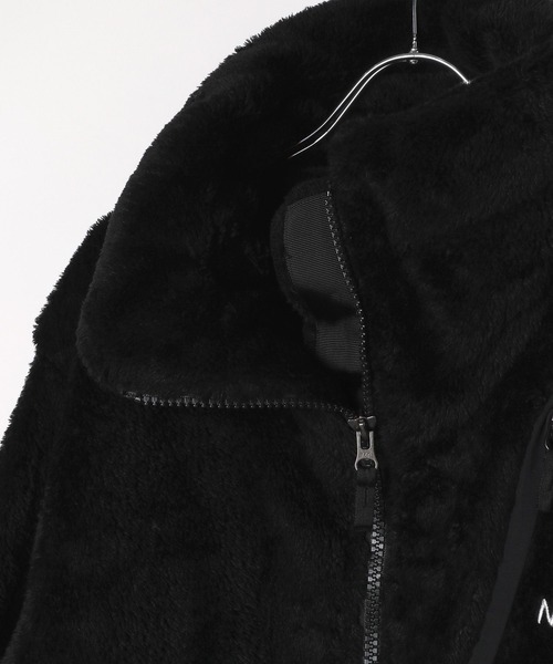 THE NORTH FACE(ザノースフェイス)の「【THE NORTH FACE(ザ・ノース・フェイス)】バーサロフトジャケット(ブルゾン・メンズ・ブラック/ベージュ・MEDIUM/LARGE)」の8枚目の写真