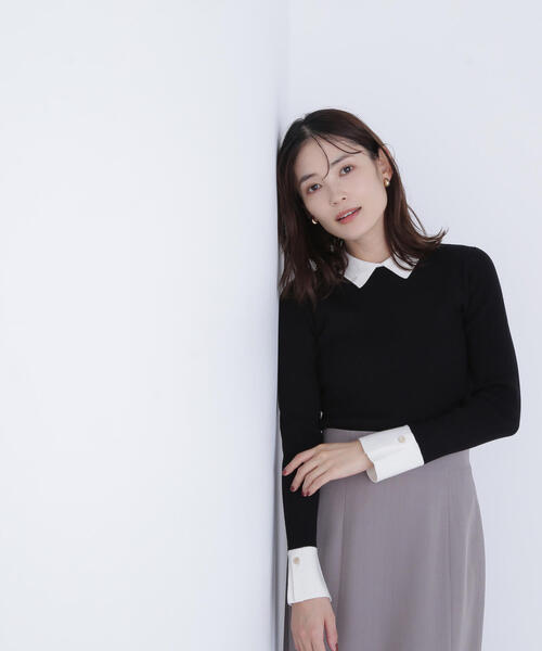 NATURAL BEAUTY BASIC(ナチュラルビューティーベーシック)の「◇【CLASSY.掲載】襟付ベーシックリブニット(ニット/セーター・レディース・ベージュ系その他/ブラック系その他/グレー系その他・FREE)」の2枚目の写真