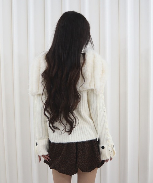 CECIL McBEE(セシルマクビー)の「ファー付きニットカーディガン(ニット/セーター・レディース・アイボリー/グレー/ベージュ・FREE)」の11枚目の写真