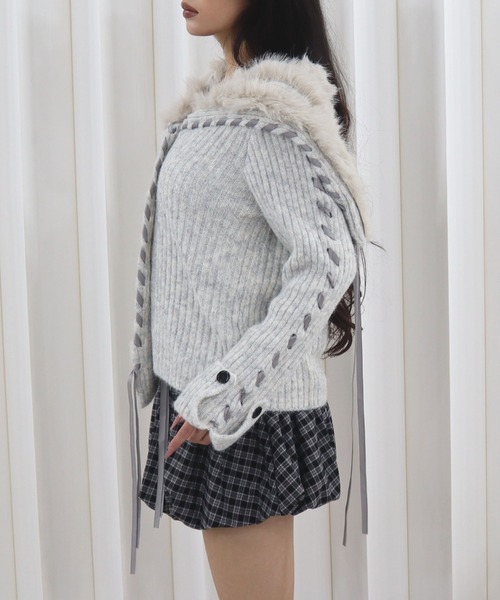 CECIL McBEE(セシルマクビー)の「ファー付きニットカーディガン(ニット/セーター・レディース・アイボリー/グレー/ベージュ・FREE)」の20枚目の写真