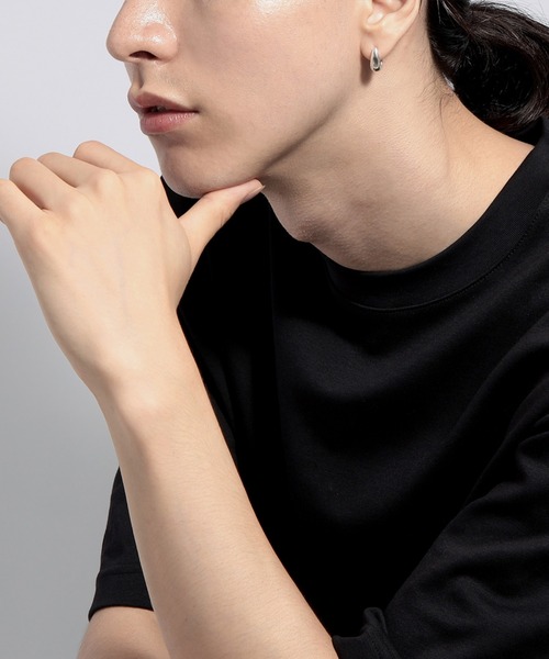 LAH（エルエーエイチ）の「フープピアス（ピアス（両耳用）・レディース・シルバー・ONE SIZE）」の12枚目の写真