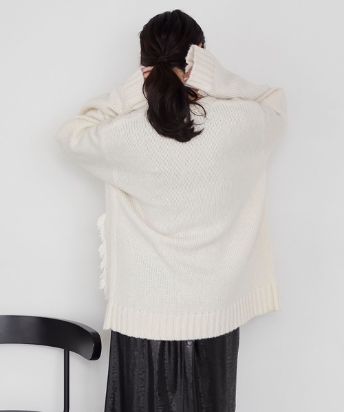 forksy.(フォルクシー)の「【forksy.】フリンジポケットオーバーサイズVネックカーディガン(カーディガン/ボレロ・レディース・ベージュ/チャコールグレー/オフホワイト・FREE)」の19枚目の写真
