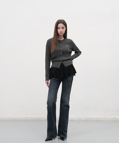 GENERAL IDEA（ジェネラルアイデア）の「woman signature super fine wool cable cardigan ウールブレンドケーブル編みカーディガン（カーディガン/ボレロ・レディース・チャコール/カーキ・L/M/S/XS）」の7枚目の写真