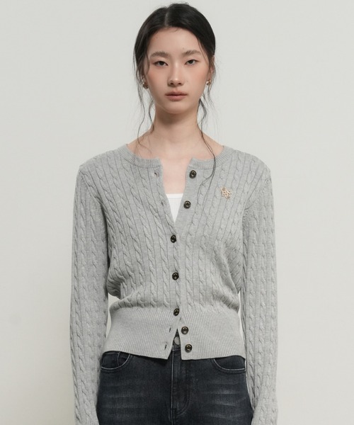 【GENERAL IDEA】ウールブレンドケーブル編みカーディガン / WOMAN SIGNATURE SUPER FINE WOOL CABLE CARDIGAN(カーディガン/ボレロ)|GENERAL IDEA(ジェネラルアイデア)