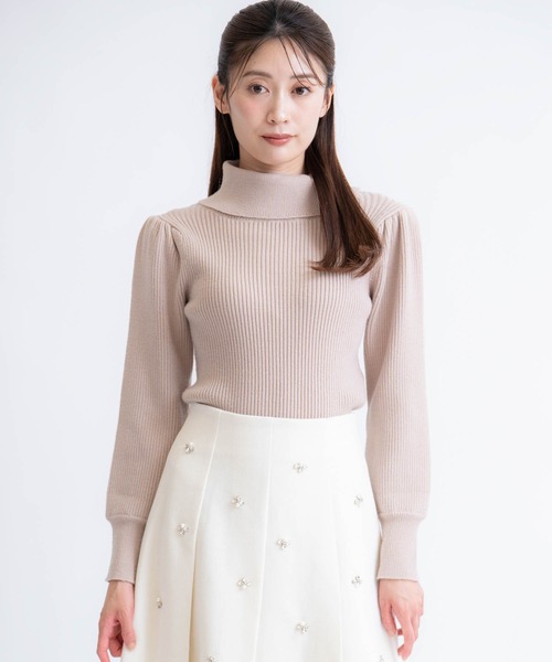 NOELA（ノエラ）の「タートルネックリブニット（ニット/セーター・レディース・ブラック/サックスブルー/レッド/ベージュ・フリー）」の7枚目の写真