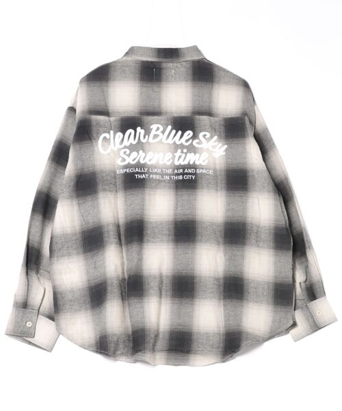 UNDERWRAPS（アンダーラップス）の「オンブレチェックシャツ(M3)（シャツ/ブラウス・レディース・ブラック/レッド・L/M）」の3枚目の写真
