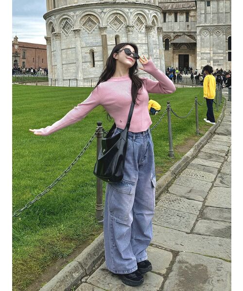 AVANDRESS(アバンドレス )の「Tati Hole Round Knit PINK(ニット/セーター・レディース・PINK・SMALL/MEDIUM)」の13枚目の写真