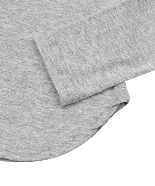 MUCENT（ムセント）の「ミューズカットUネックルーミング長袖Tシャツ（4カラー）（Tシャツ/カットソー・レディース・ホワイト/ブラック/グレー/チャコール・FREE）」の8枚目の写真