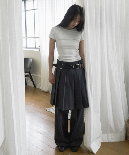 IUGAMAKARAS(イウガマカラス)の「Side Button Fitted Half Top (Sky Blue)(Tシャツ/カットソー・レディース・その他・FREE)」の7枚目の写真