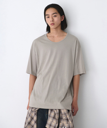 MUSINSA STANDARD（ムシンサスタンダード）の「Relaxed CR Scoop Neck T-Shirt [Light Warm Grey]（Tシャツ/カットソー・メンズ）」