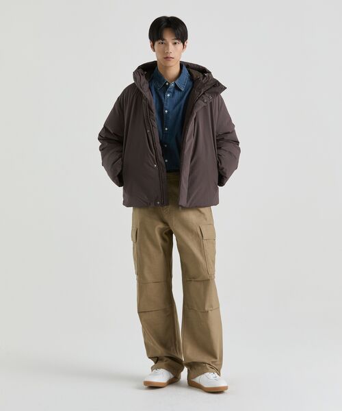 MUSINSA STANDARD（ムシンサスタンダード）の「ホワイトサテンパラシュートカーゴパンツ [サンドベージュ]（その他パンツ・メンズ・その他・38/36/34/32/30/31/33/26/27/28/29）」の21枚目の写真