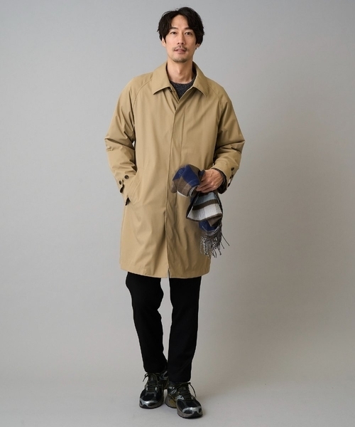 a.v.v(アーヴェヴェ)の「【830FPダウン/軽量/撥水/防風】ライトスカイダウンステンカラーコート(ダウンジャケット/コート・メンズ・ベージュ/ブラック・46/48/50)」の18枚目の写真