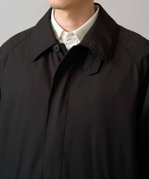 a.v.v(アーヴェヴェ)の「【830FPダウン/軽量/撥水/防風】ライトスカイダウンステンカラーコート(ダウンジャケット/コート・メンズ・ベージュ/ブラック・46/48/50)」の9枚目の写真