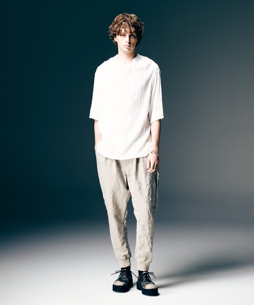 glamb（グラム）の「Willow Crepe Cutsew / ウィロークレープカットソー（Tシャツ/カットソー・メンズ・ホワイト/ブラック・S/M/L）」の6枚目の写真