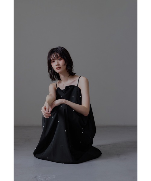 niana(ニアナ)の「オーバルフォルムパールドレス パーティードレス オケージョンドレス 結婚式 二次会 同窓会 お呼ばれワンピース(ドレス・レディース・ブラック・M/S/L)」の21枚目の写真