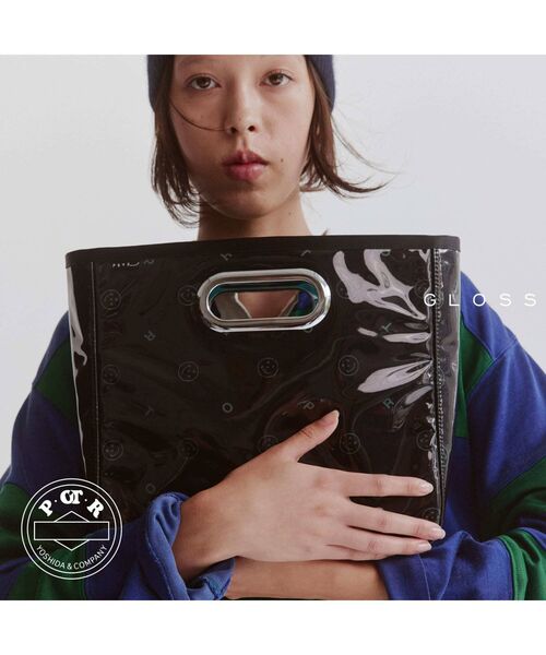 PORTER（ポーター）の「グロス ハンドバッグ（ハンドバッグ・メンズ・ピンク/ターコイズブルー系・FREE）」の3枚目の写真