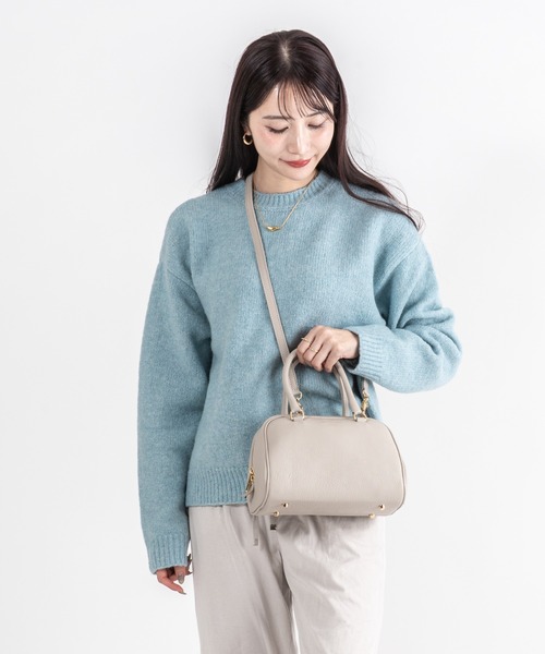 CHRISTIAN VILLA（クリスチャンヴィラ）の「【CHRISTIAN VILLA】ボストン バッグ　Sサイズ（ボストンバッグ・レディース・ブラック/アイボリー/ベージュ系その他/ダークブラウン/ブラウン・FREE）」の2枚目の写真