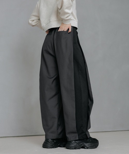 PAGEBOY（ページボーイ）の「サイドキリカエバレルパンツ（スラックス・レディース・グレー/ブラック・FREE）」の17枚目の写真