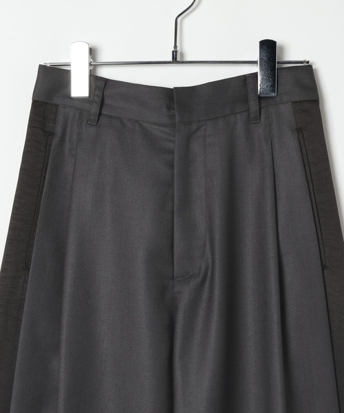 PAGEBOY（ページボーイ）の「サイドキリカエバレルパンツ（スラックス・レディース・グレー/ブラック・FREE）」の19枚目の写真