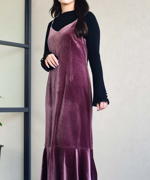 セール】2025秋冬新作 Vネックベロアキャミワンピース（ワンピース