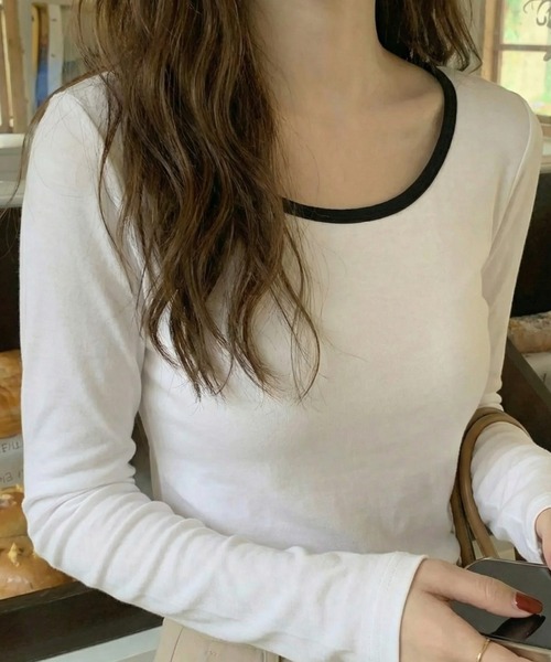 cammie（キャミー）の「Ｕネックトップス（Tシャツ/カットソー・レディース・ホワイト/ブラック/グレー・M/L）」の5枚目の写真