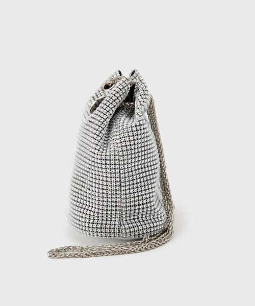 OPAQUE.CLIP（オペークドットクリップ）の「ラインストーン調シャイニー巾着ミニショルダーバッグ【2WAY】（ショルダーバッグ・レディース・ホワイト系3・00）」の4枚目の写真