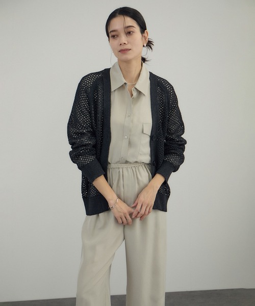 SALON adam et rope'（サロン アダム エ ロペ）の「ペーパーヤーンメッシュカーディガン（カーディガン/ボレロ・レディース・オフホワイト/ブラック/グリーン系その他・FREE）」の8枚目の写真