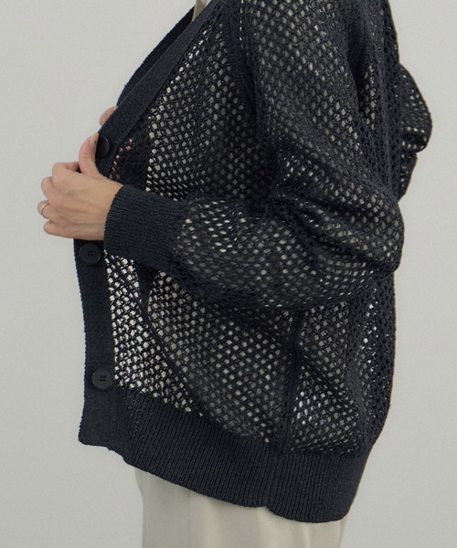 SALON adam et rope'（サロン アダム エ ロペ）の「ペーパーヤーンメッシュカーディガン（カーディガン/ボレロ・レディース・オフホワイト/ブラック/グリーン系その他・FREE）」の10枚目の写真