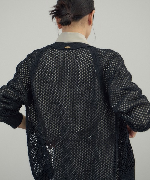 SALON adam et rope'（サロン アダム エ ロペ）の「ペーパーヤーンメッシュカーディガン（カーディガン/ボレロ・レディース・オフホワイト/ブラック/グリーン系その他・FREE）」の11枚目の写真