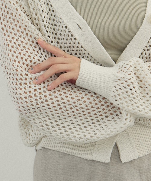 SALON adam et rope'（サロン アダム エ ロペ）の「ペーパーヤーンメッシュカーディガン（カーディガン/ボレロ・レディース・オフホワイト/ブラック/グリーン系その他・FREE）」の15枚目の写真