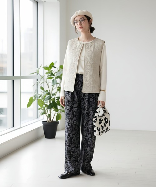 On One's Own(オンワンズオン)の「On One's Own チェックジャガードカットソーストレートパンツ(その他パンツ・レディース・ブラウン/ブラック/グレー/ブラック系1・FREE)」の2枚目の写真