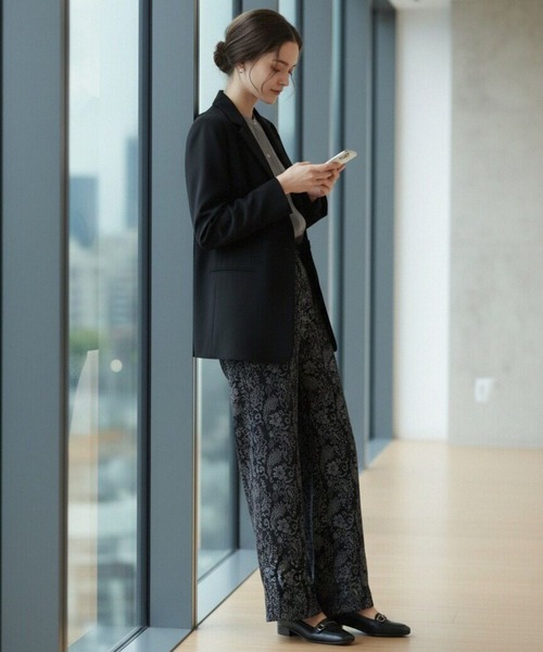 On One's Own(オンワンズオン)の「On One's Own チェックジャガードカットソーストレートパンツ(その他パンツ・レディース・ブラウン/ブラック/グレー/ブラック系1・FREE)」の6枚目の写真