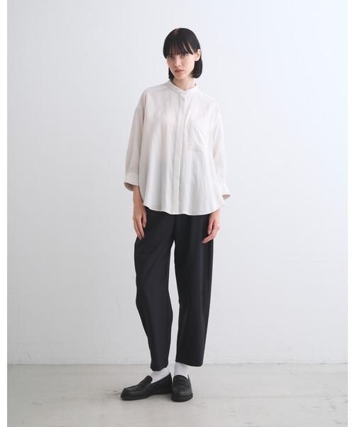 Traditional Weatherwear(トラディショナルウェザーウェア)の「CAYLEY(シャツ/ブラウス・レディース・オフホワイト/ネイビー/グリーン系・S)」の5枚目の写真