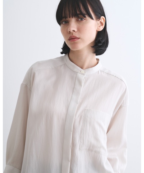 Traditional Weatherwear(トラディショナルウェザーウェア)の「CAYLEY(シャツ/ブラウス・レディース・オフホワイト/ネイビー/グリーン系・S)」の7枚目の写真