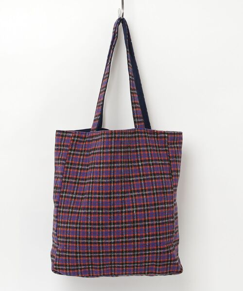 LYEON(リヨン)の「【A4対応】ロゴ刺繍コーデュロイ×チェックリバーシブルトートバッグ(トートバッグ・レディース・ピンク/ブラウン/ネイビー・FREE)」の8枚目の写真