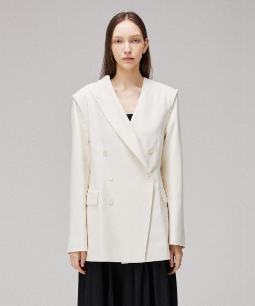 MMAM(ムアム)の「Origami signature blazer(テーラードジャケット・レディース・アイボリー・FREE)」の1枚目の写真