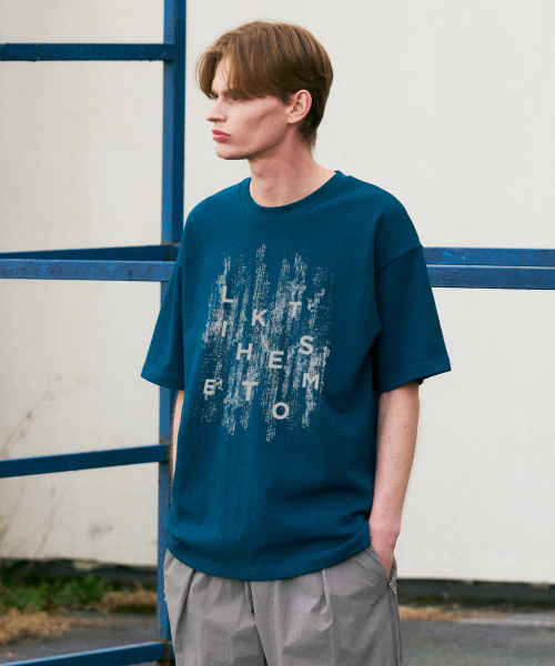 LIKE THE MOST(ライクザモースト)の「プリンティング10番手オーバーサイズTシャツ_ブルーグリーン(Tシャツ/カットソー・レディース・その他・S/M/L)」の2枚目の写真