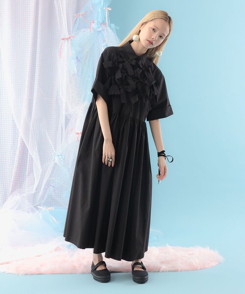 CAROLINA GLASER(カロリナ グレイサー)の「リボン いっぱい コットン シャツワンピース(ワンピース・レディース・ブラック/ラベンダー・SMALL/MEDIUM)」の6枚目の写真