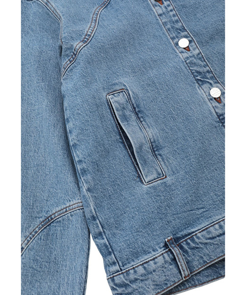 1er Arrondissement(プルミエアロンディスモン)の「<BAUN UND PFERDGARTEN(バウムウンドヘルガーデン)>デニムジャケット(その他アウター・レディース・ブルー系その他4・38)」の7枚目の写真