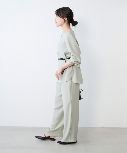 MICA&DEAL(マイカ&ディール)の「シルキーボートネックブラウス〈セットアップ対応〉(シャツ/ブラウス・レディース・ベージュ/ミント/ネイビー・FREE)」の21枚目の写真