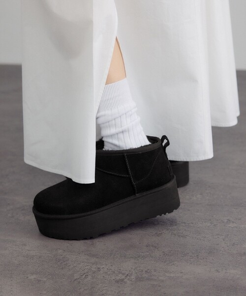 SALON adam et rope'（サロン アダム エ ロペ）の「【UGG(アグ)】クラシック ウルトラ ミニ プラットフォーム（ブーツ・レディース・イエロー系その他3・24.0cm/23.0cm/22cm）」の7枚目の写真