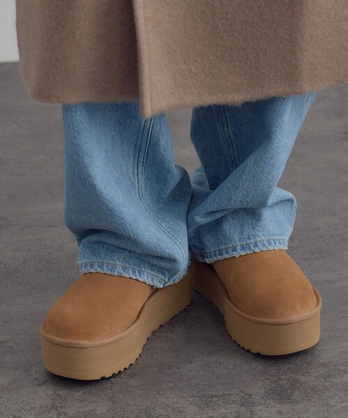 SALON adam et rope'（サロン アダム エ ロペ）の「【UGG(アグ)】クラシック ウルトラ ミニ プラットフォーム（ブーツ・レディース・イエロー系その他3・24.0cm/23.0cm/22cm）」の8枚目の写真