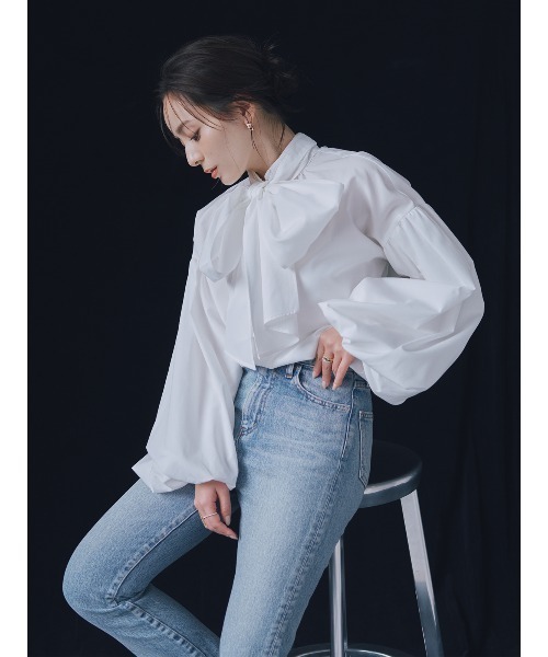 anuans（アニュアンス）の「Anniv.バルーンスリーブボウタイブラウス（シャツ/ブラウス・レディース・ホワイト・F）」の2枚目の写真