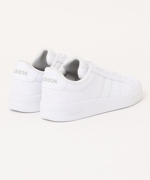 adidas（アディダス）の「《adidas》GRANDCOURTBASE3.0U（スニーカー・メンズ・ホワイト系その他/ブラック×ホワイト/ホワイト×ホワイト/ホワイト×ブラック/ホワイト系その他2/ネイビー・22.5cm/23.0cm/23.5cm/24.0cm/24.5cm/25.0cm/25.5cm/26.0cm/26.5cm/27.0cm/27.5cm/28.0cm）」の7枚目の写真